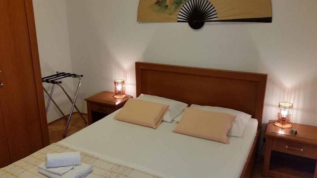 Luno Apartment Omiš Стая снимка