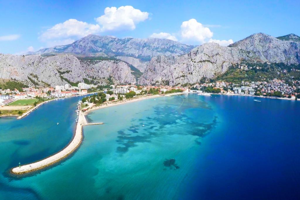 Luno Apartment Omiš Екстериор снимка